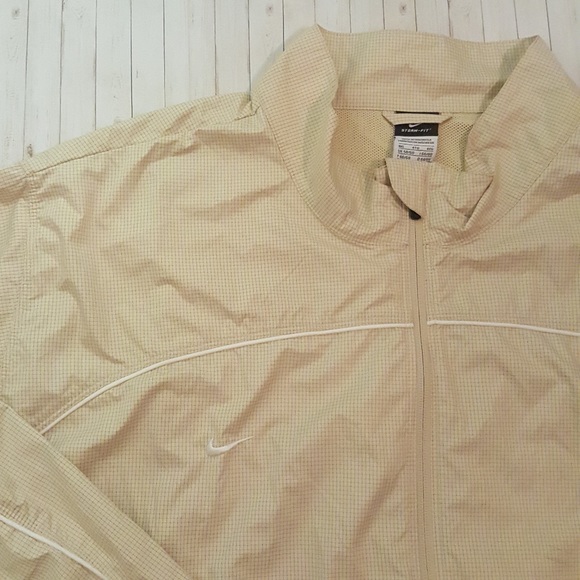 4xl windbreaker nike